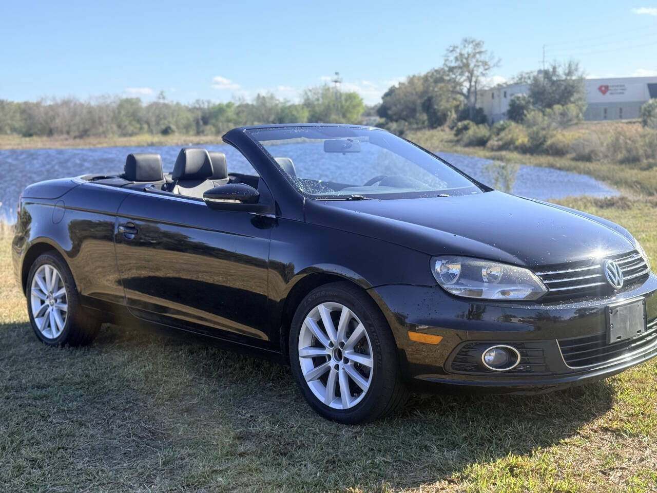 2012 VOLKSWAGEN Eos