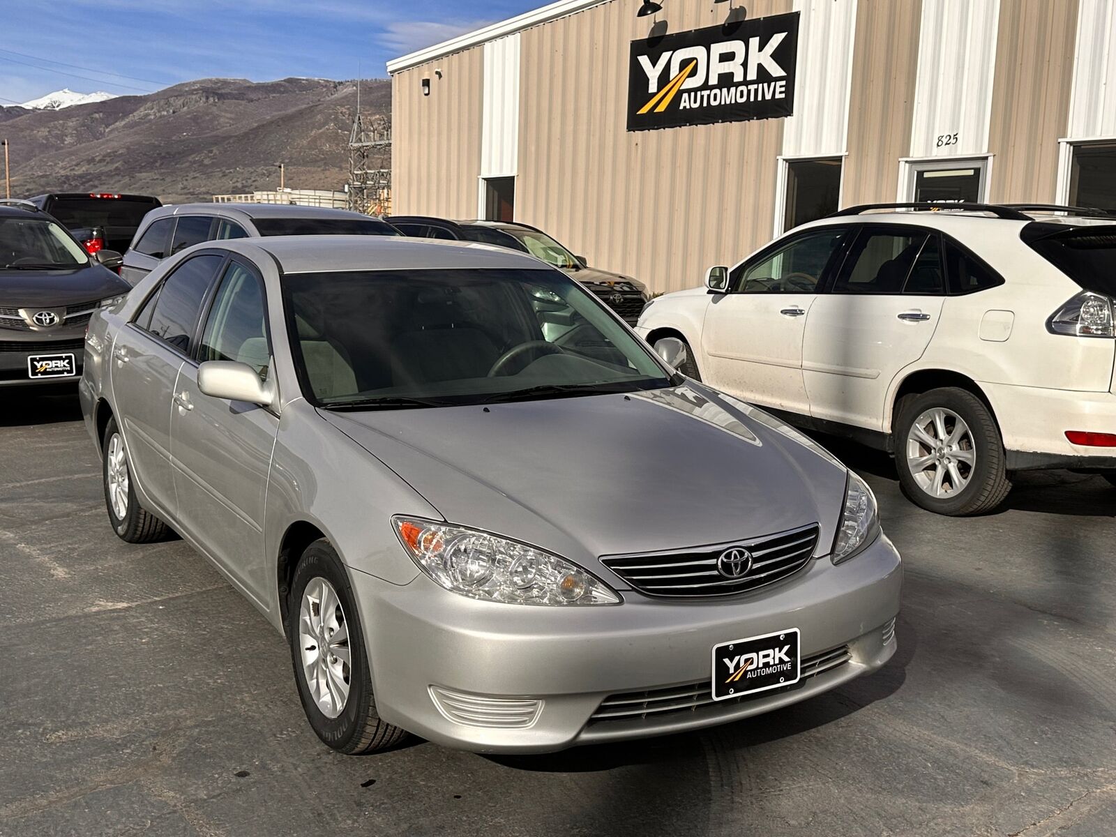 2005 TOYOTA Camry