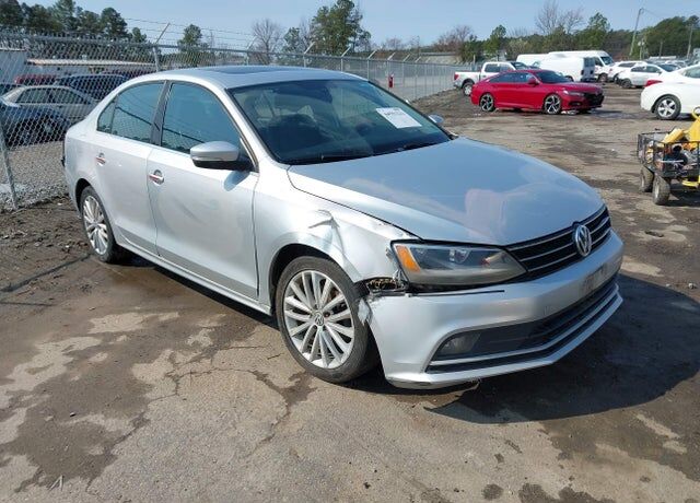 2016 VOLKSWAGEN Jetta