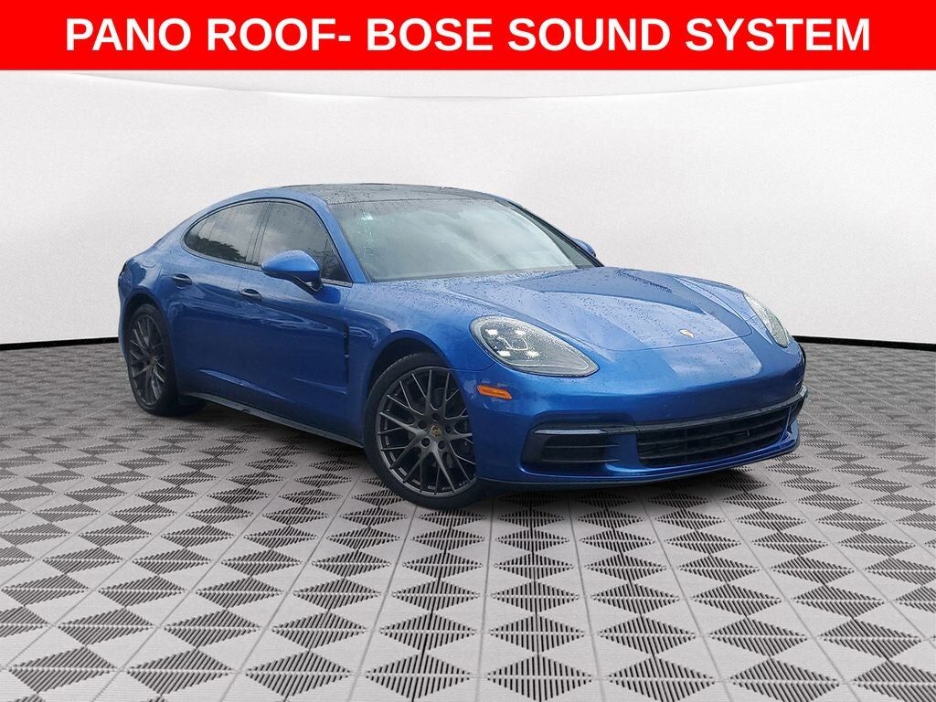 2017 PORSCHE Panamera