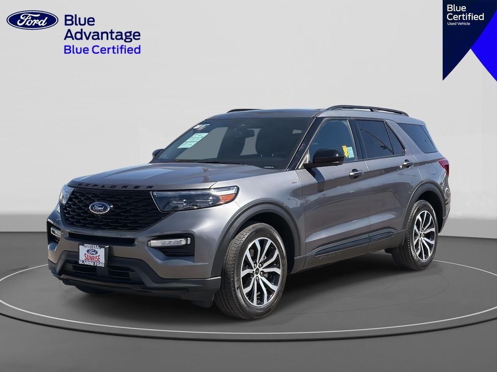 2022 FORD Explorer