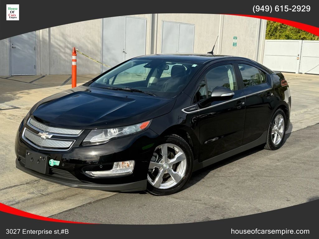 2013 CHEVROLET Volt
