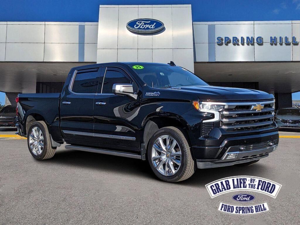 2025 CHEVROLET Silverado