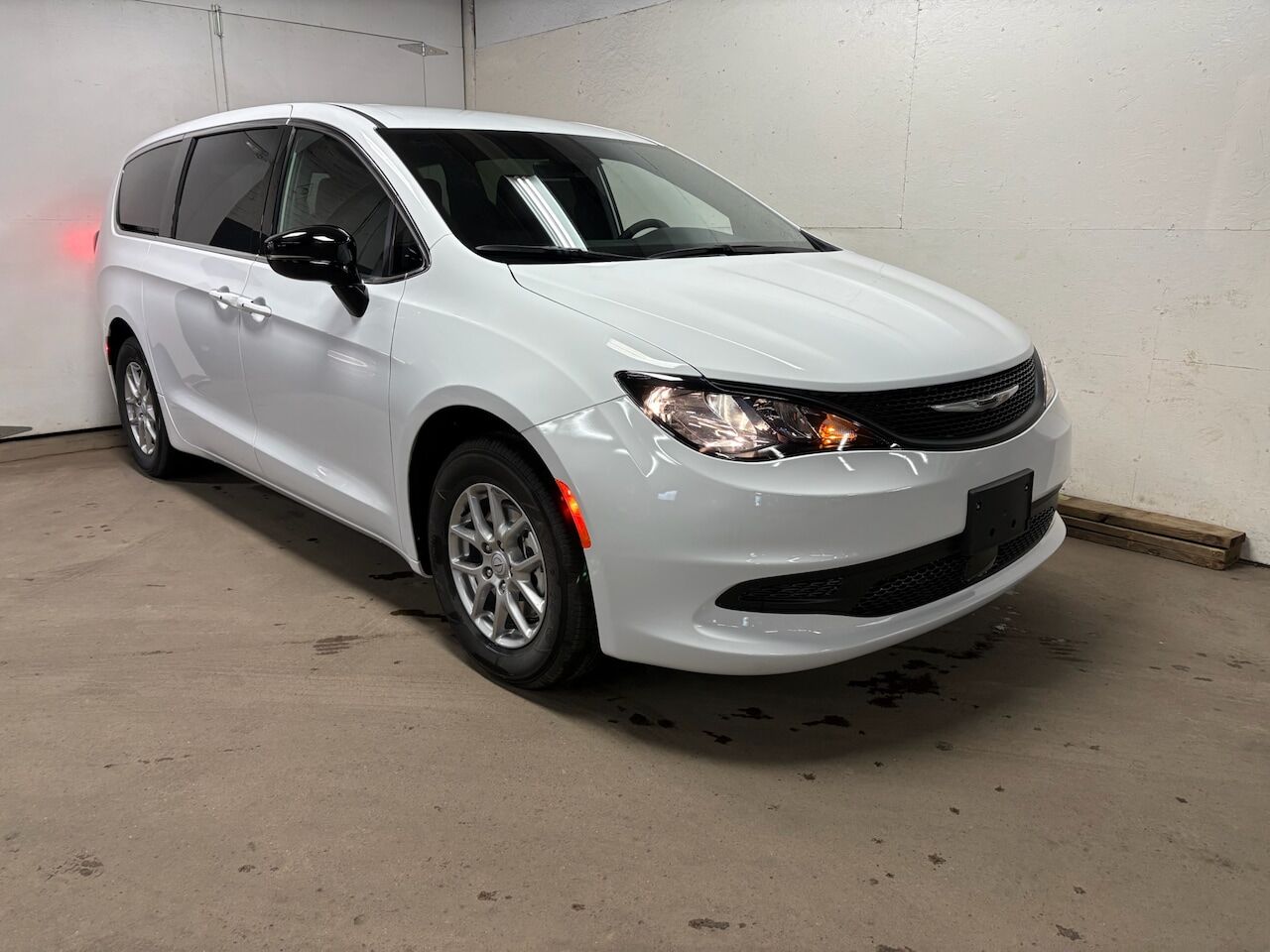 2026 CHRYSLER Voyager