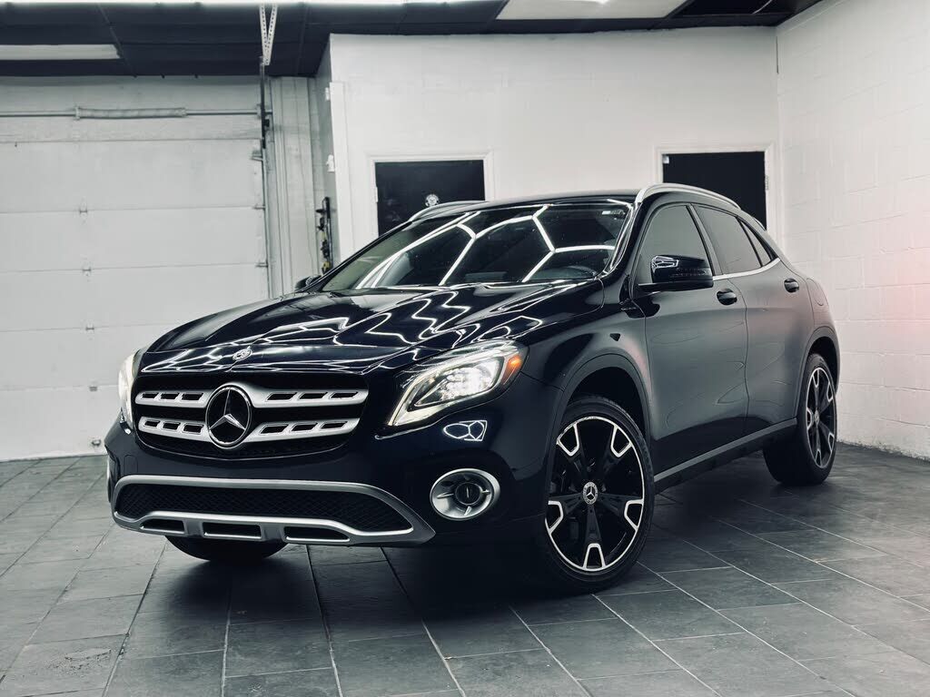 2019 MERCEDES-BENZ GLA-Class