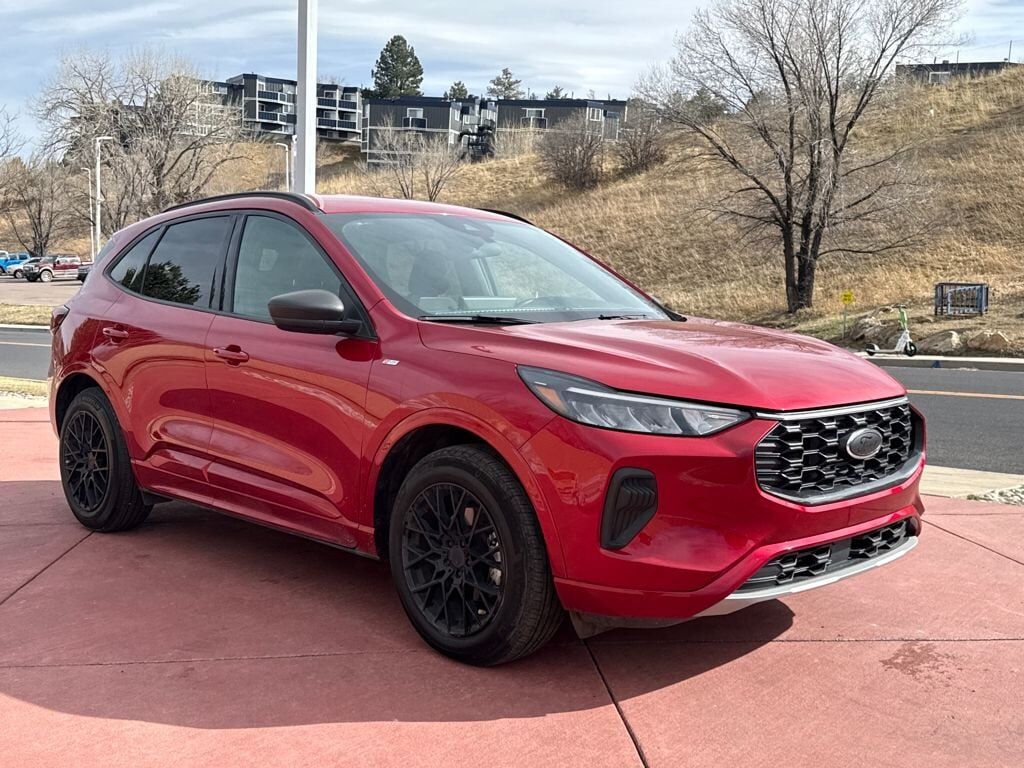 2024 FORD Escape
