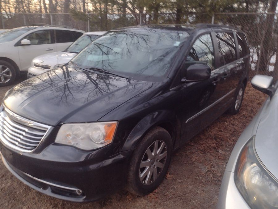 2014 CHRYSLER Town and Country