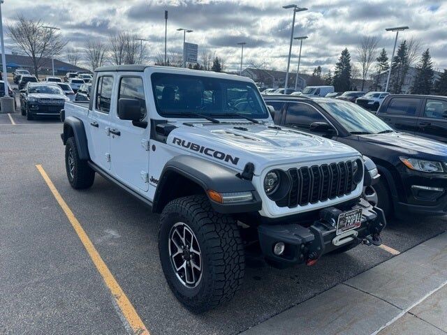 2024 JEEP Gladiator