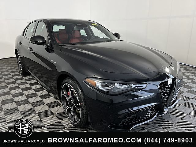 2025 ALFA ROMEO Giulia