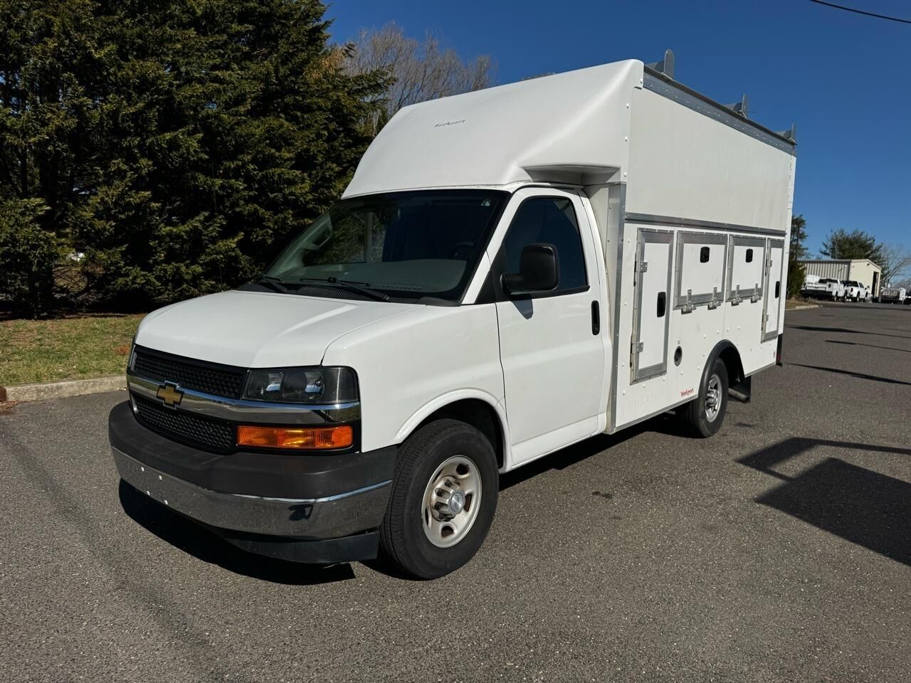 2017 CHEVROLET Express