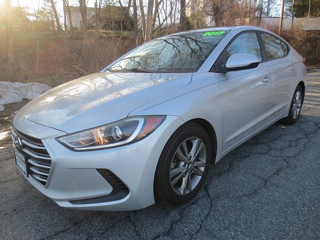 2017 HYUNDAI Elantra