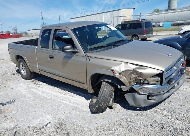 2004 DODGE Dakota