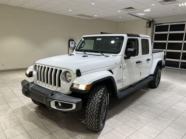 2022 JEEP Gladiator