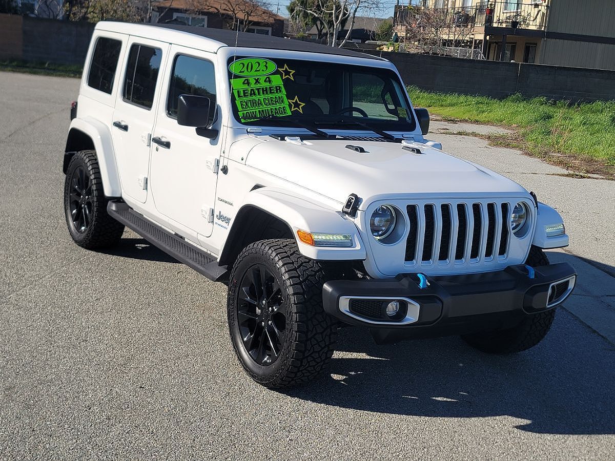 2023 JEEP Wrangler