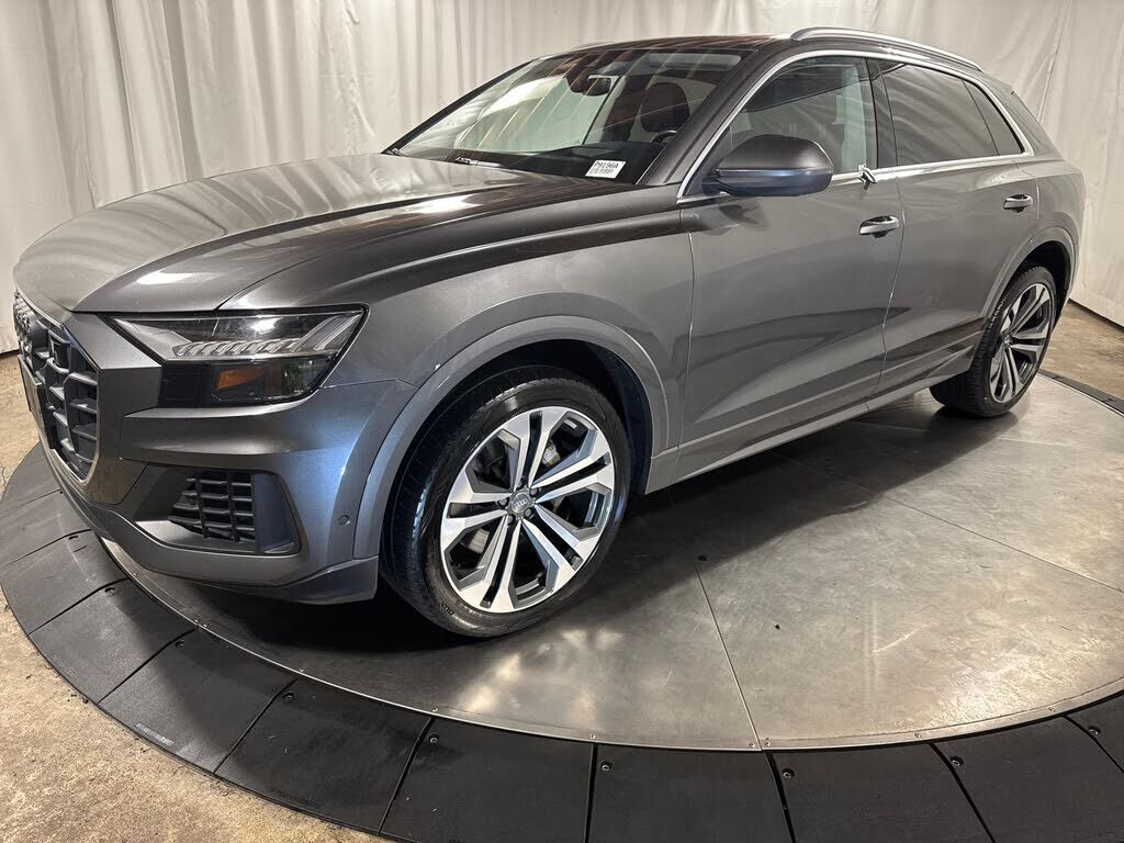 2020 AUDI Q8