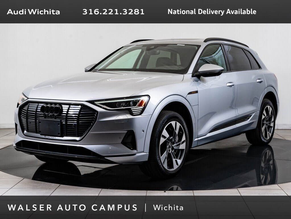 2022 AUDI e-tron