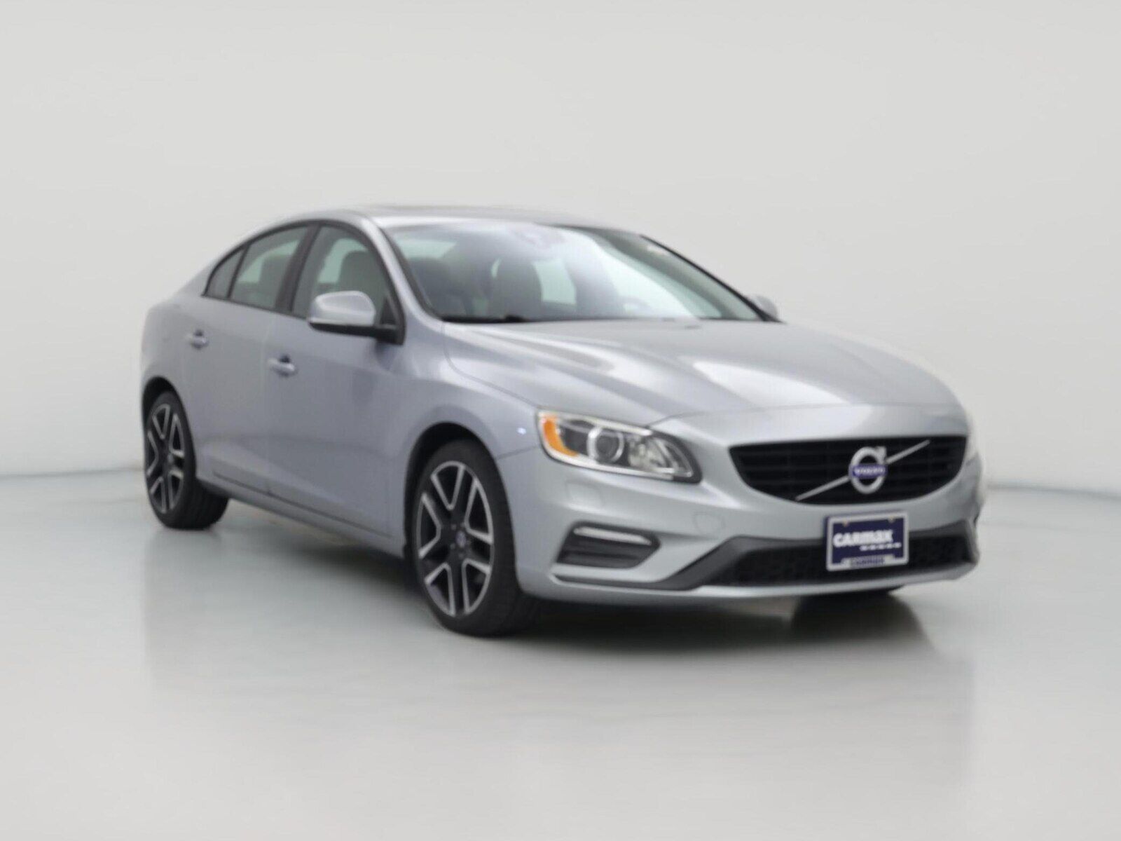 2018 VOLVO S60
