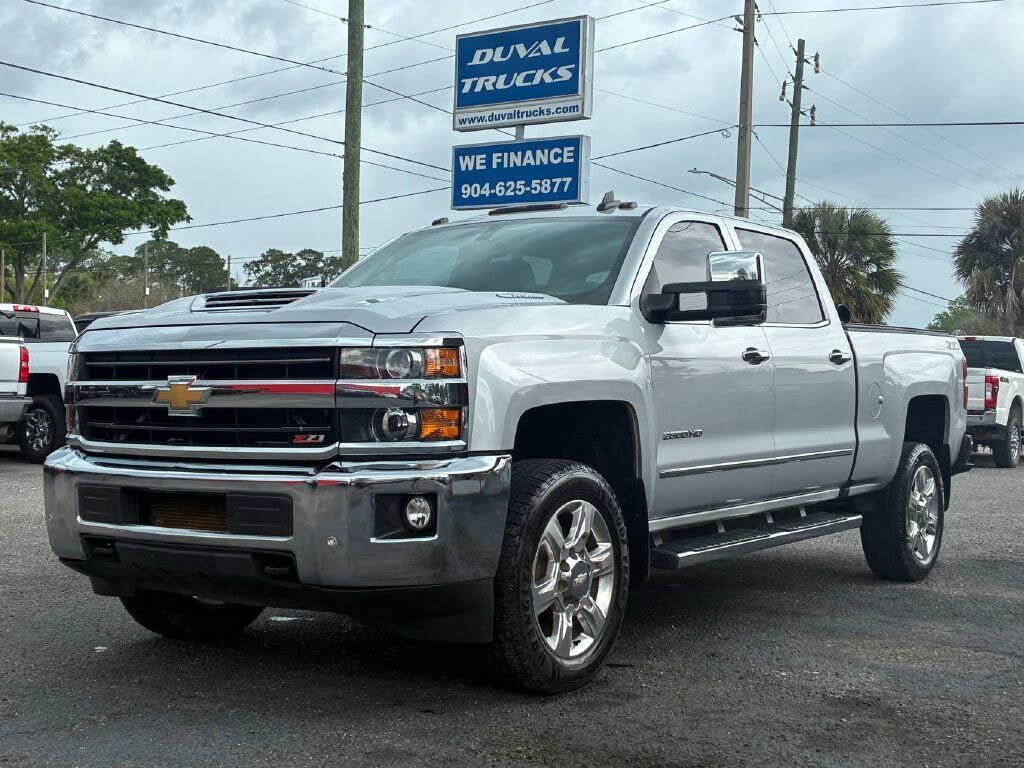 2018 CHEVROLET Silverado