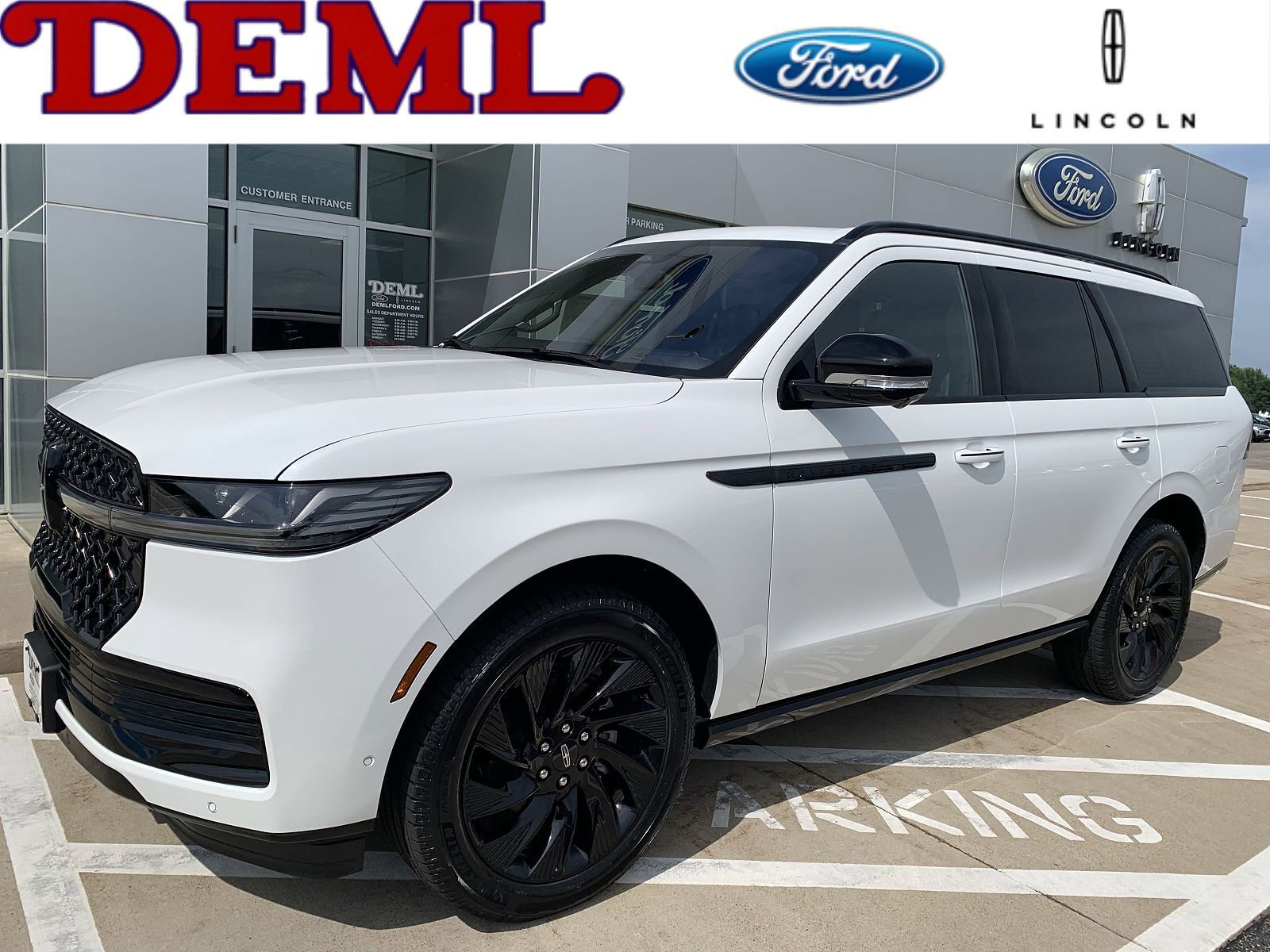 2025 LINCOLN Navigator