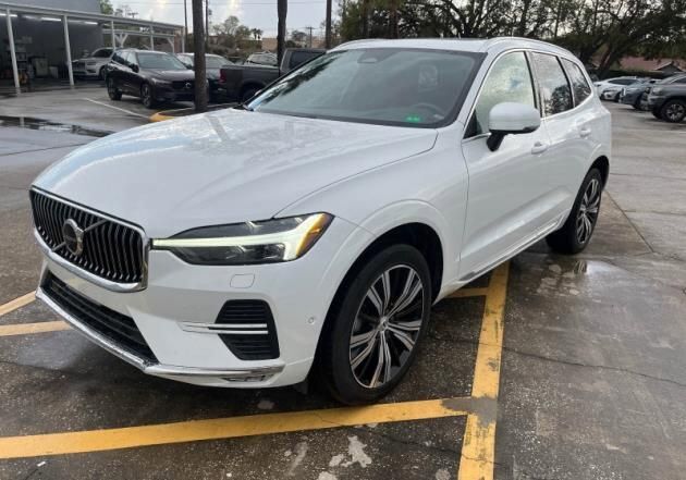2023 VOLVO XC60