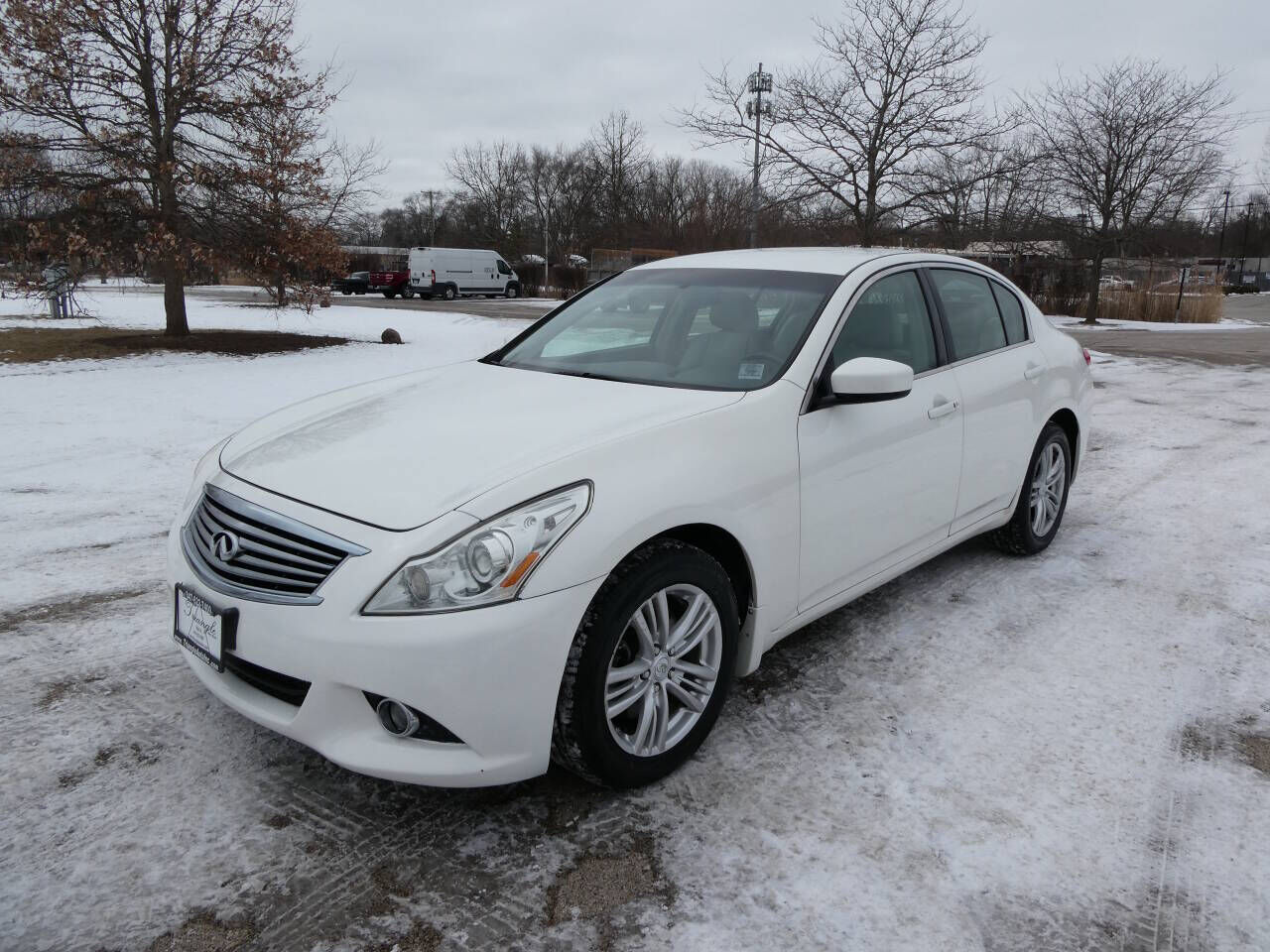 2011 INFINITI G25