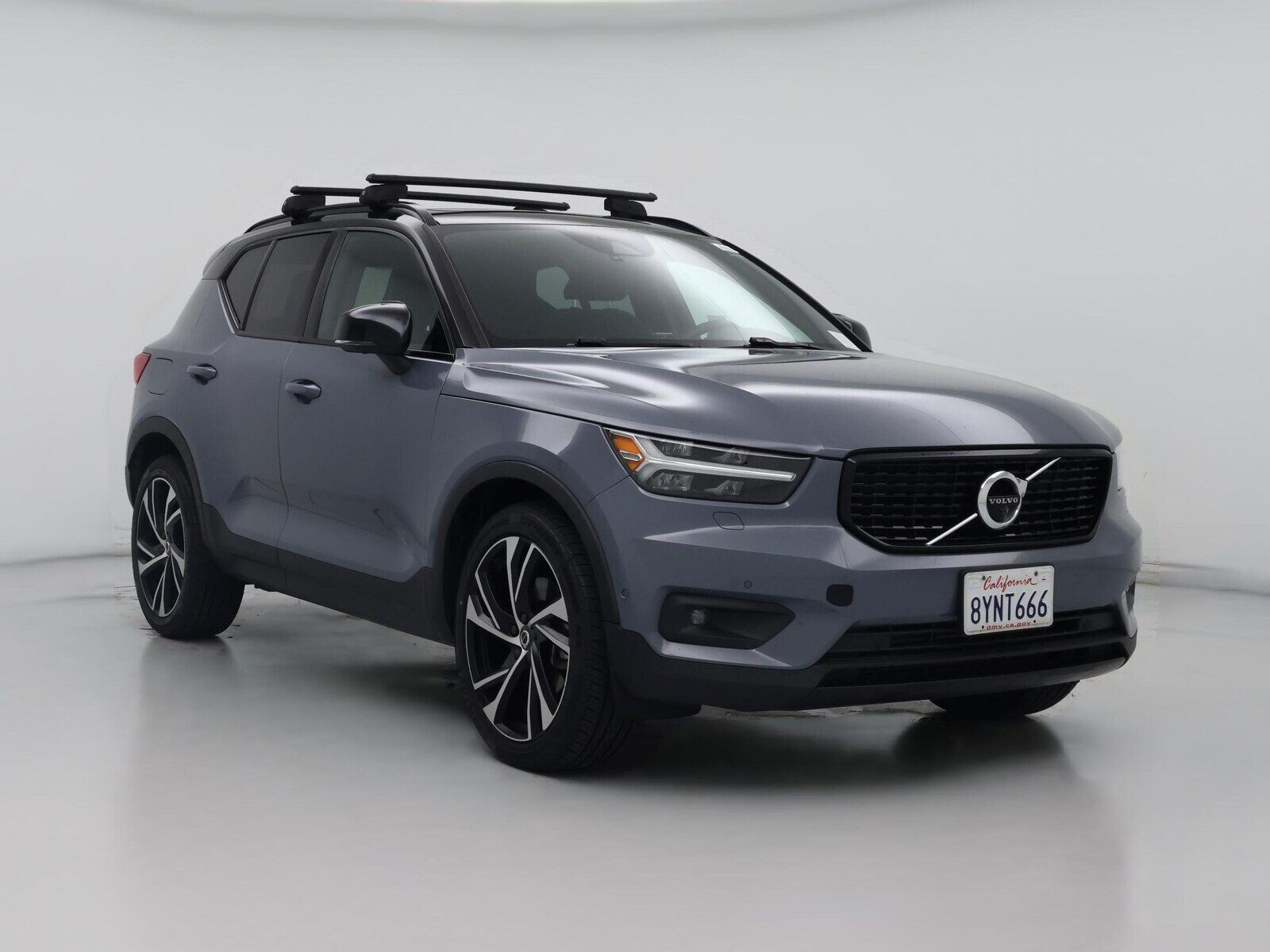 2021 VOLVO XC40