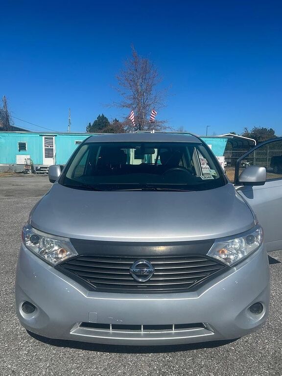 2014 NISSAN Quest