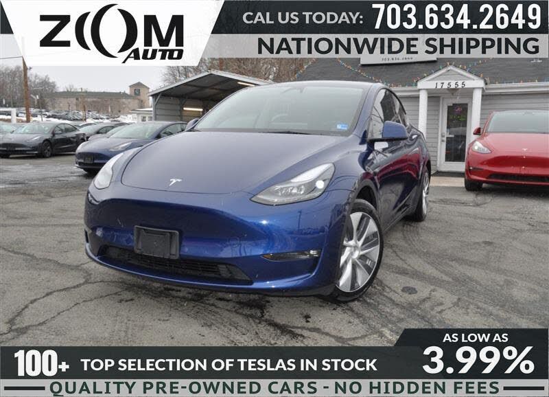 2024 TESLA Model Y