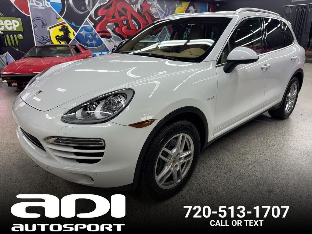 2014 PORSCHE Cayenne