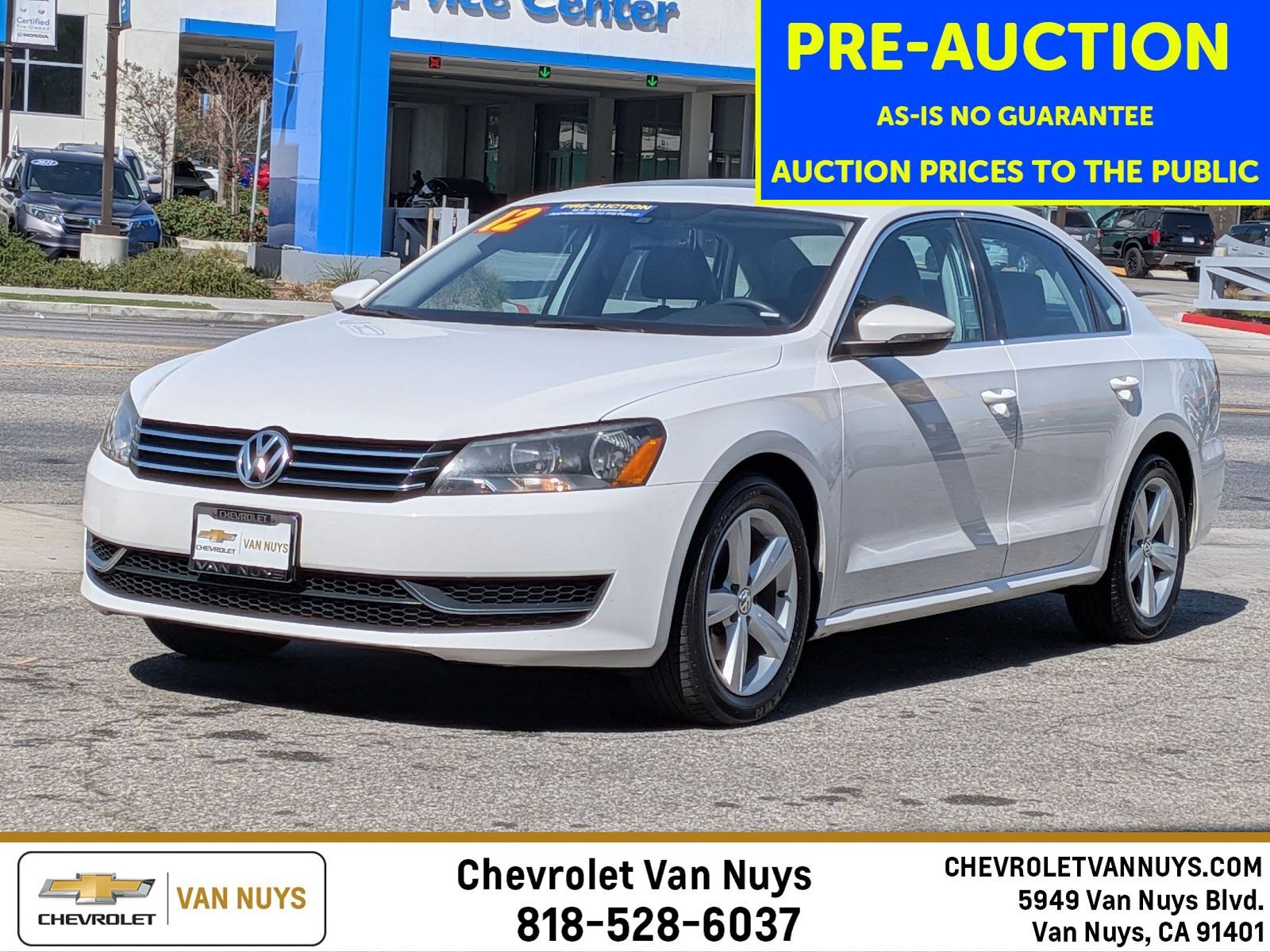 2012 VOLKSWAGEN Passat