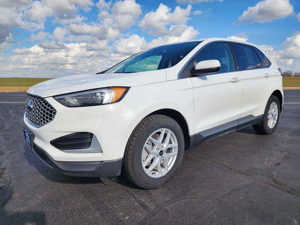 2024 FORD Edge