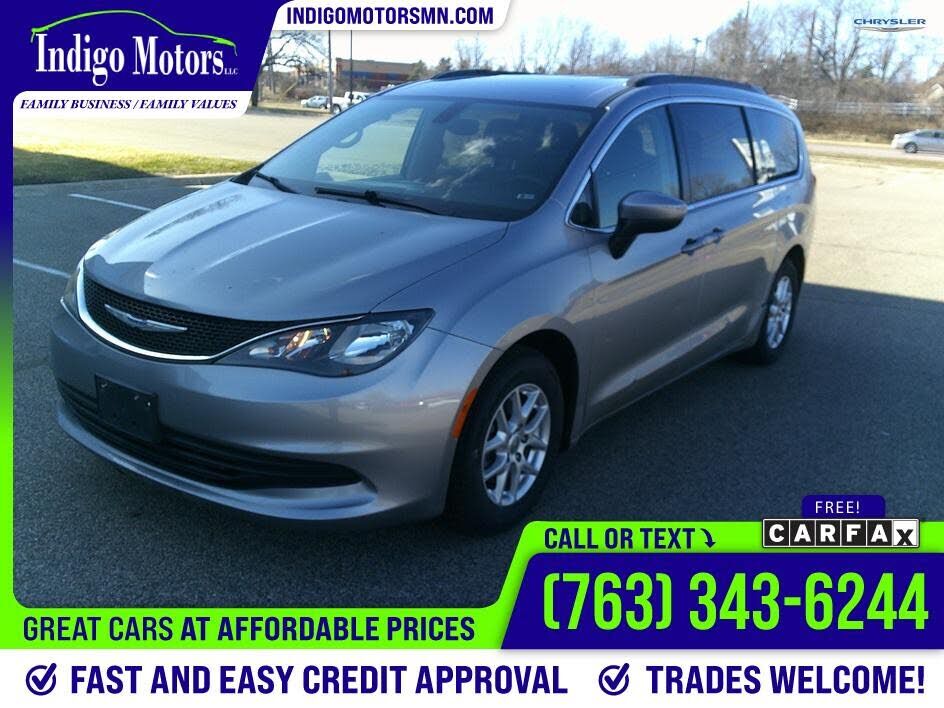 2020 CHRYSLER Voyager