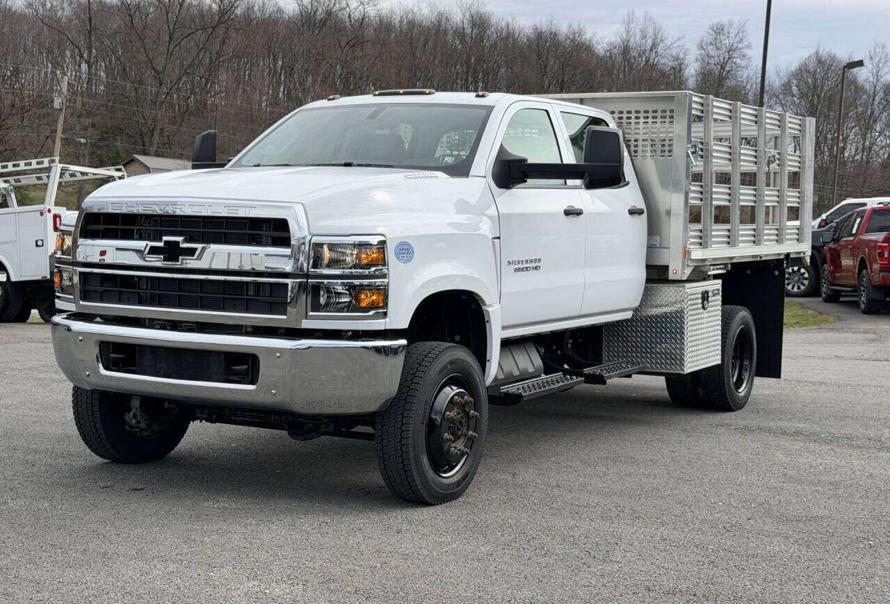 2024 GMC Silverado Medium Duty