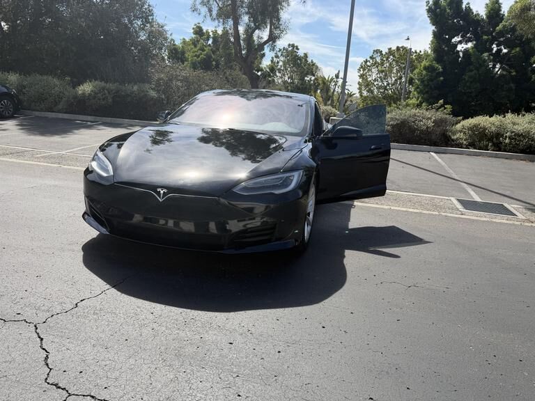 2020 TESLA Model S