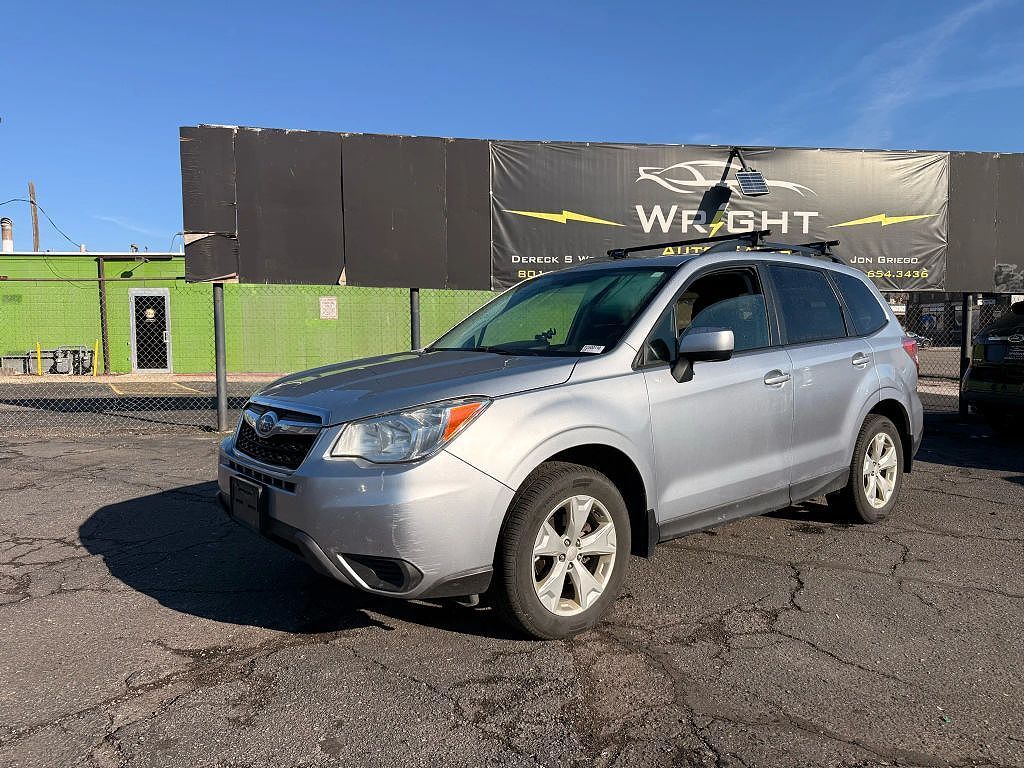 2016 SUBARU Forester
