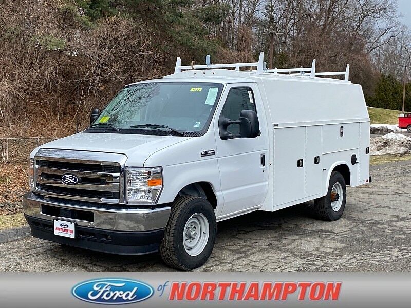 2026 FORD E-350
