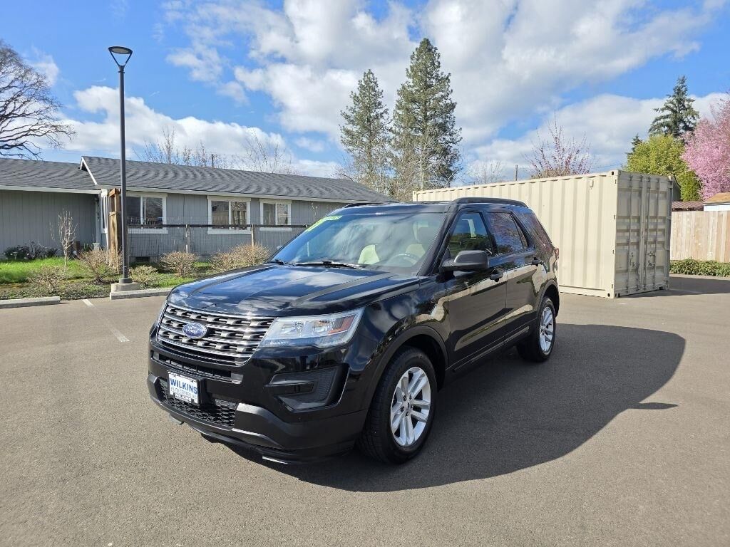 2017 FORD Explorer