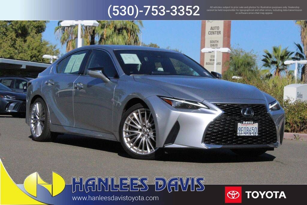 2023 LEXUS IS