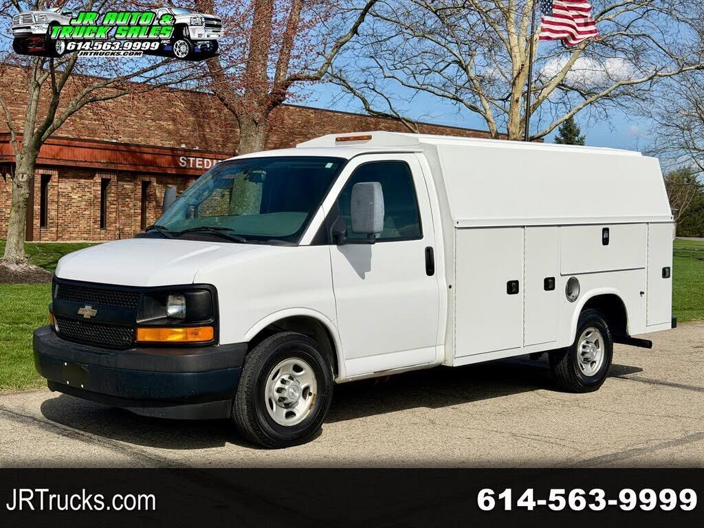 2017 CHEVROLET Express