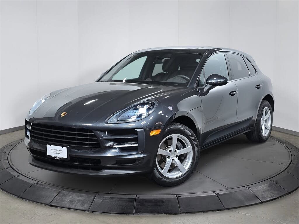 2019 PORSCHE Macan