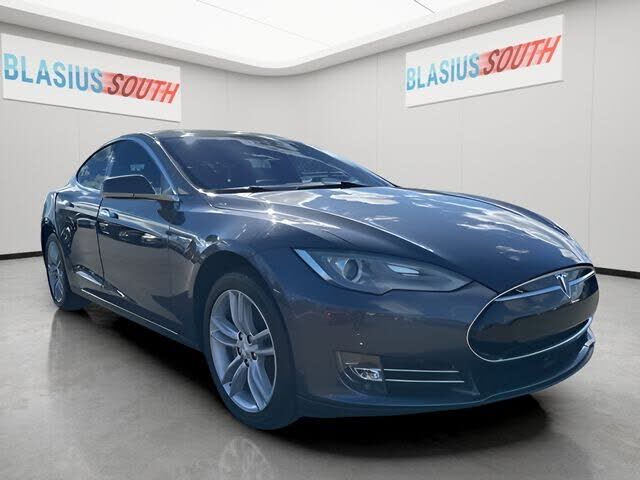 2016 TESLA Model S