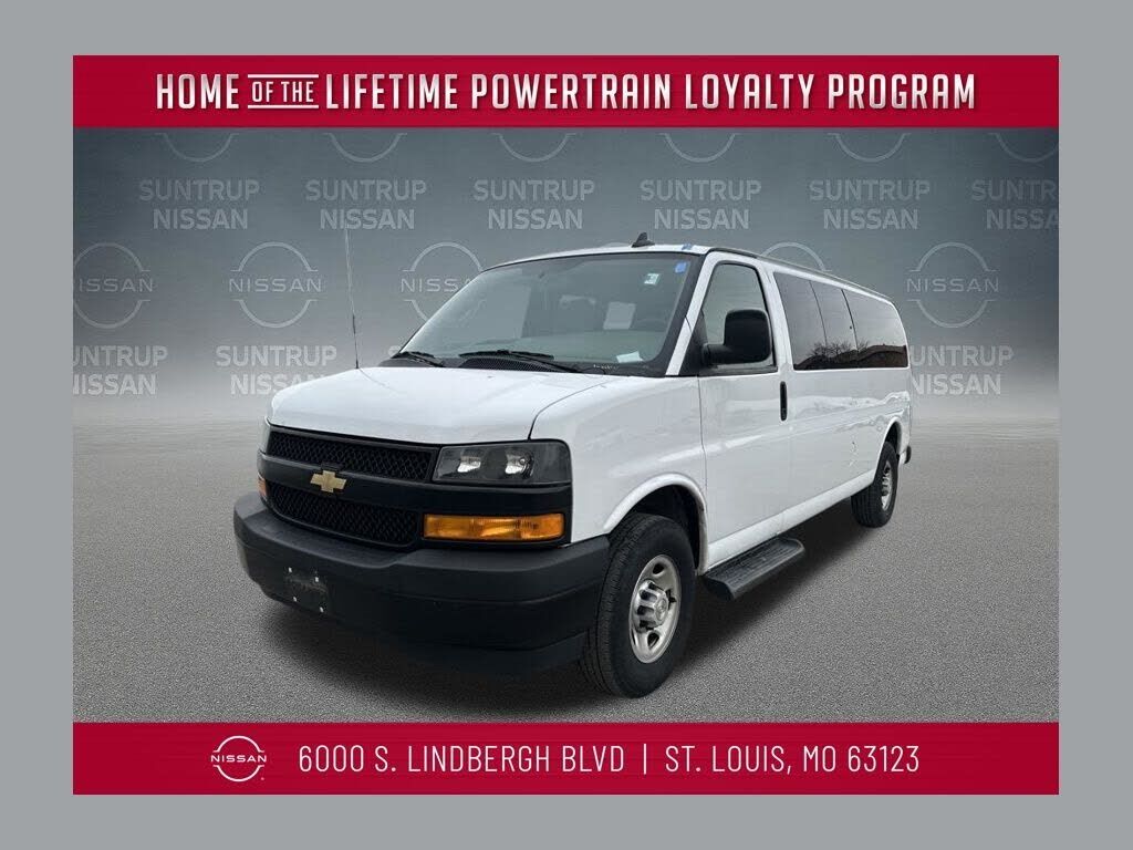 2023 CHEVROLET Express