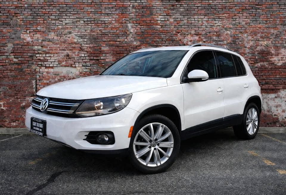 2013 VOLKSWAGEN Tiguan