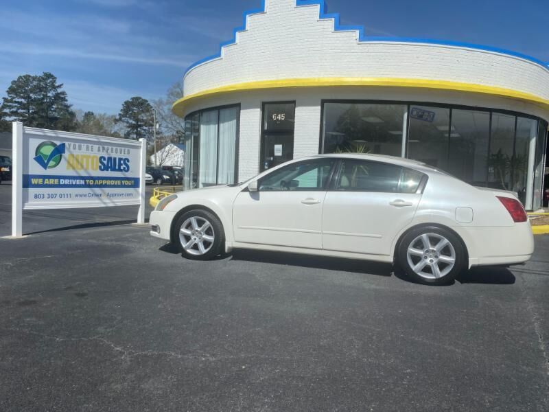 2005 NISSAN Maxima