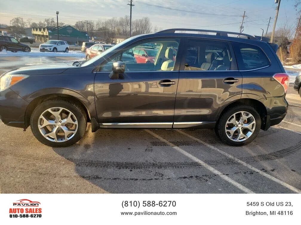 2015 SUBARU Forester