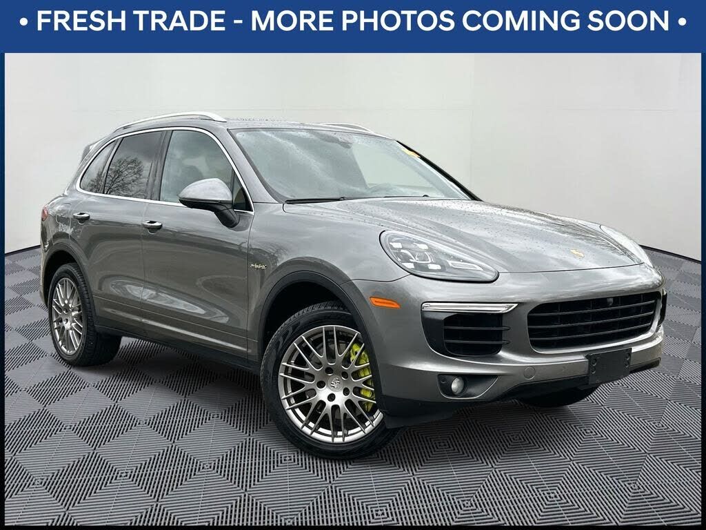 2018 PORSCHE Cayenne