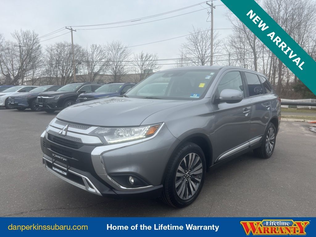 2020 MITSUBISHI Outlander