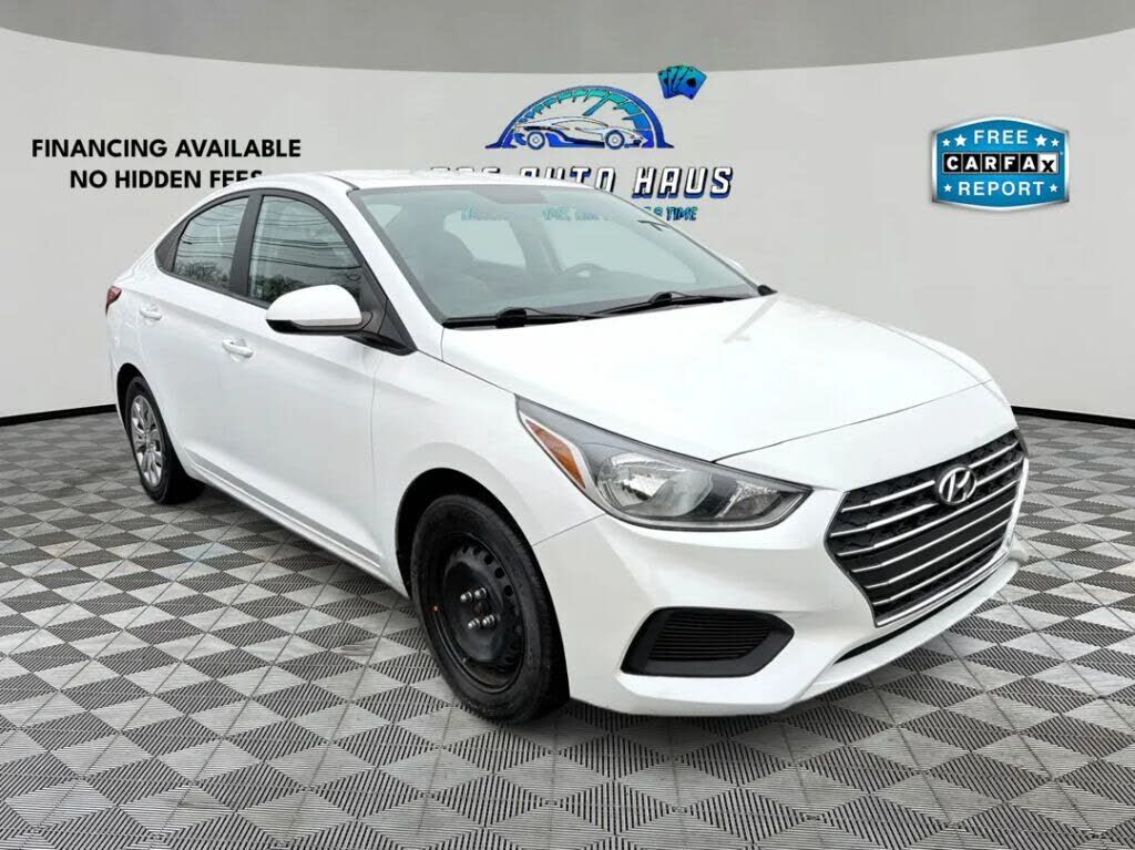 2022 HYUNDAI Accent