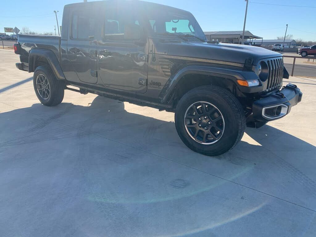 2022 JEEP Gladiator