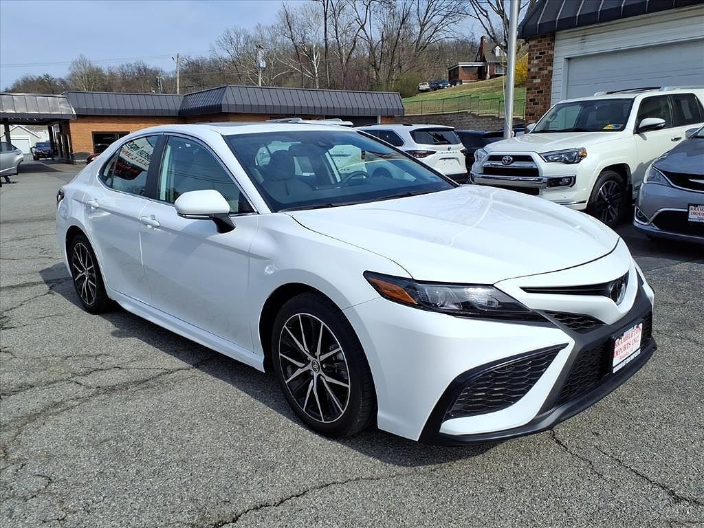 2024 TOYOTA Camry